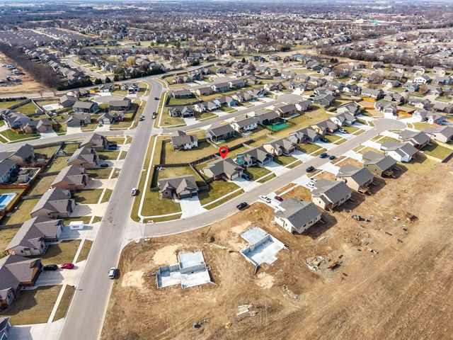 2516 Spring Meadows Ct, Derby, KS 67037