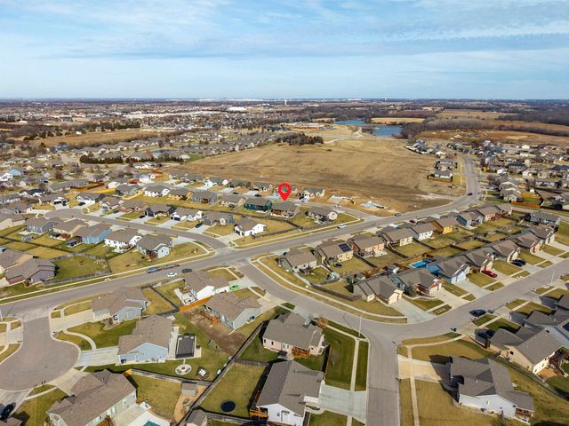 2516 Spring Meadows Ct, Derby, KS 67037