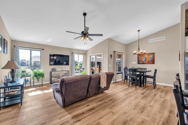 2516 Spring Meadows Ct, Derby, KS 67037