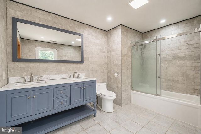 203 BLUE HERON CT, Voorhees, NJ 08043