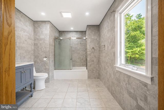 203 BLUE HERON CT, Voorhees, NJ 08043