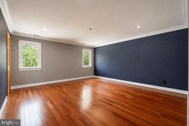 203 BLUE HERON CT, Voorhees, NJ 08043