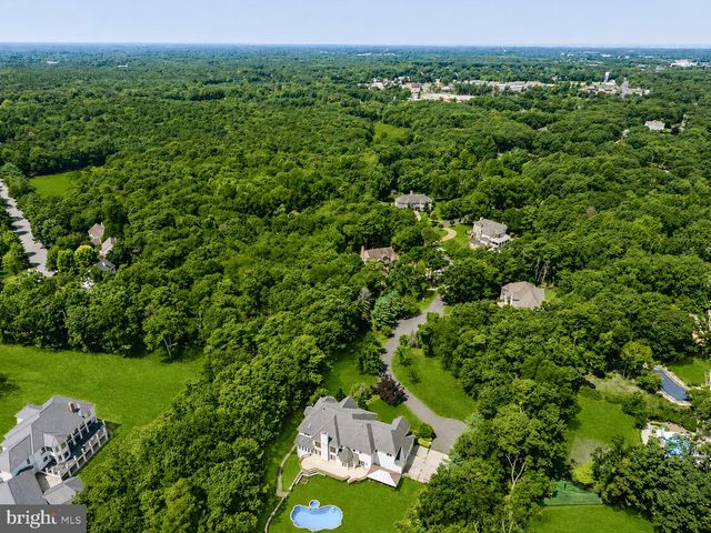 203 BLUE HERON CT, Voorhees, NJ 08043