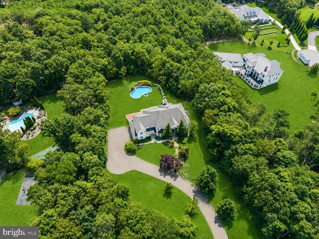203 BLUE HERON CT, Voorhees, NJ 08043