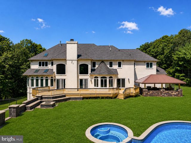 203 BLUE HERON CT, Voorhees, NJ 08043