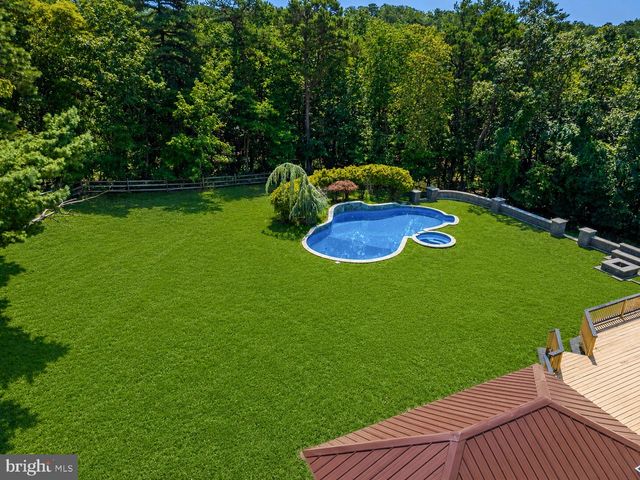 203 BLUE HERON CT, Voorhees, NJ 08043