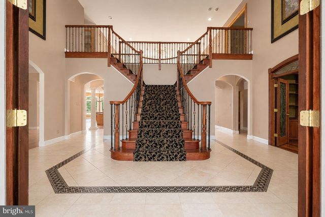 203 BLUE HERON CT, Voorhees, NJ 08043