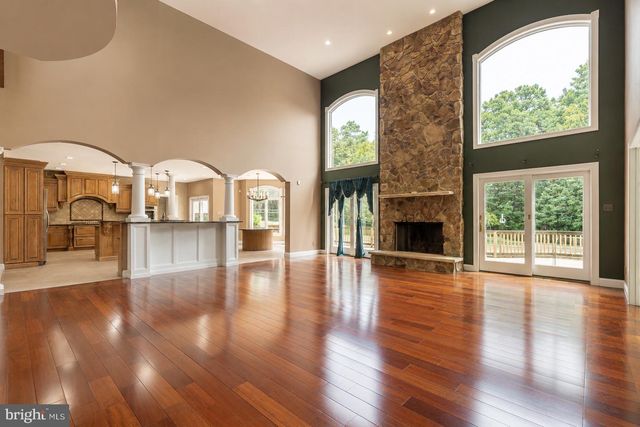 203 BLUE HERON CT, Voorhees, NJ 08043