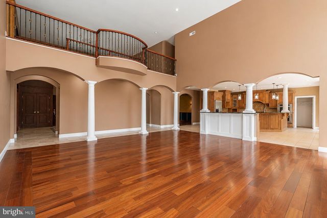 203 BLUE HERON CT, Voorhees, NJ 08043