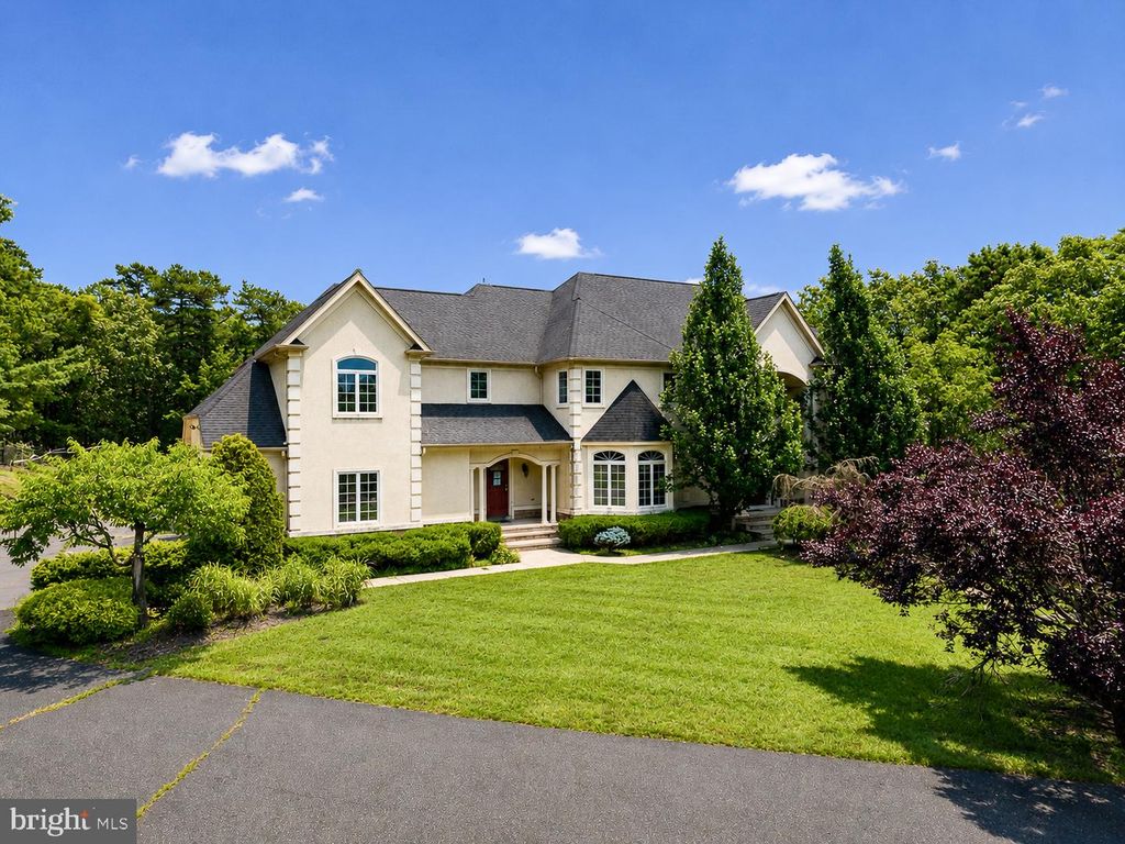 203 BLUE HERON CT, Voorhees, NJ 08043