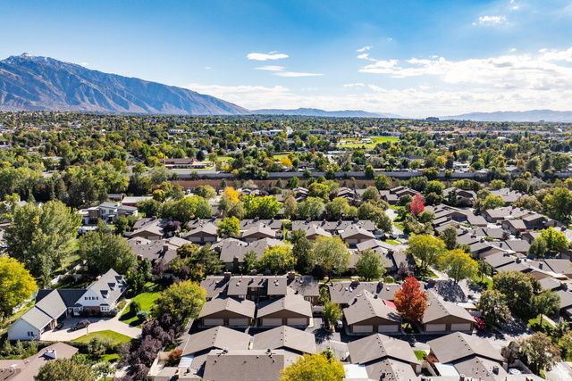 1706 E 6485 S, Salt Lake City, UT 84121