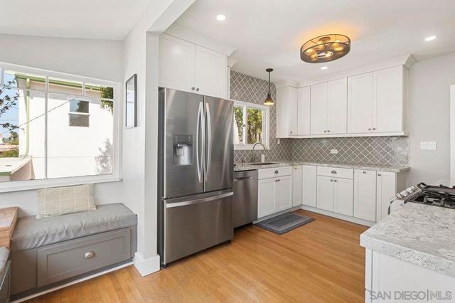 4586 4590 Arizona St, San Diego, CA 92116