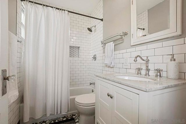 4586 4590 Arizona St, San Diego, CA 92116