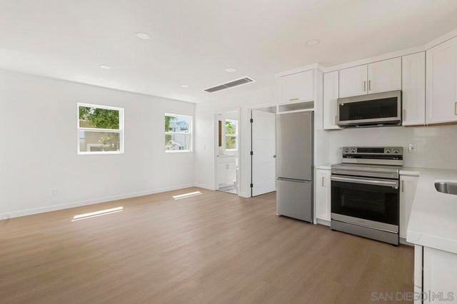 4586 4590 Arizona St, San Diego, CA 92116