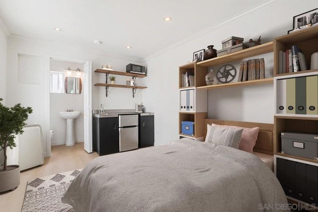 4586 4590 Arizona St, San Diego, CA 92116