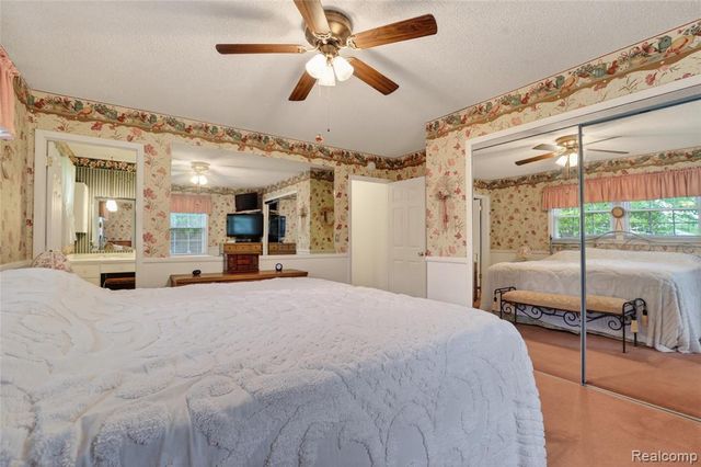 5090 Torrey Road, Flint, MI 48507