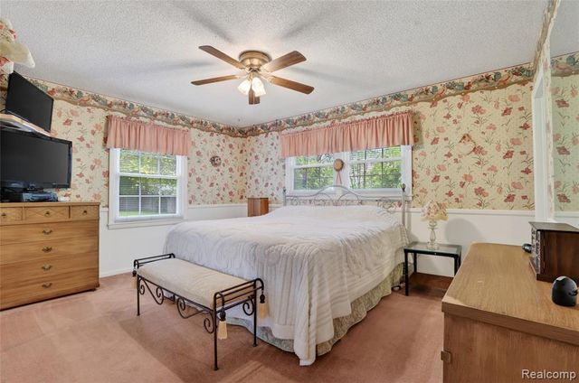 5090 Torrey Road, Flint, MI 48507