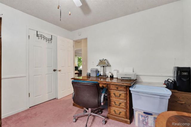 5090 Torrey Road, Flint, MI 48507
