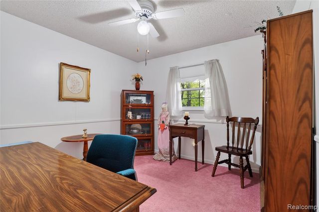 5090 Torrey Road, Flint, MI 48507