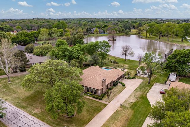 210 N Forest Lane, Double Oak, TX 75077