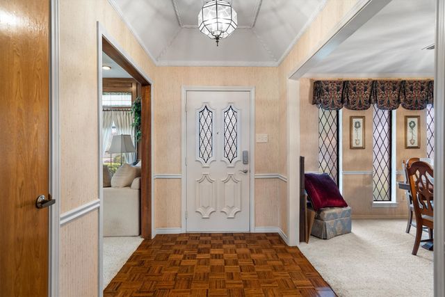 210 N Forest Lane, Double Oak, TX 75077