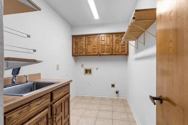 210 N Forest Lane, Double Oak, TX 75077