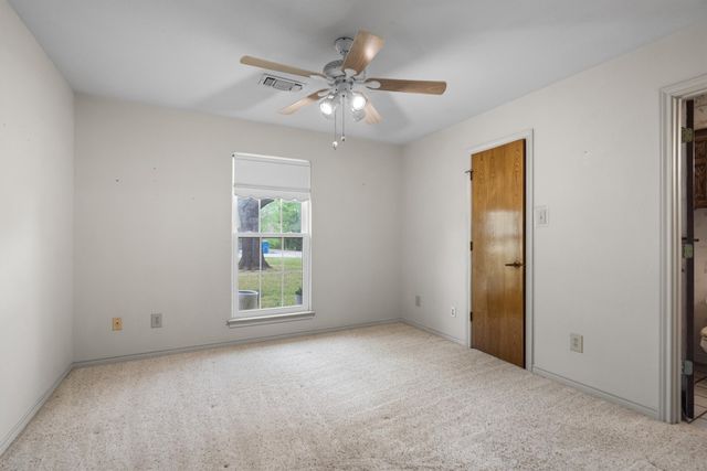 210 N Forest Lane, Double Oak, TX 75077