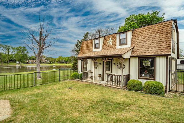 210 N Forest Lane, Double Oak, TX 75077