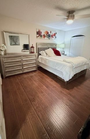 1027 Mazourka Drive, Arlington, TX 76001