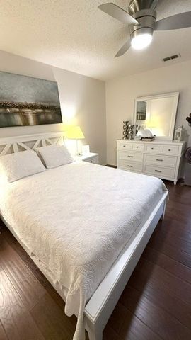 1027 Mazourka Drive, Arlington, TX 76001