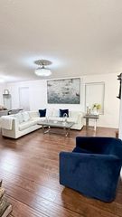 1027 Mazourka Drive, Arlington, TX 76001