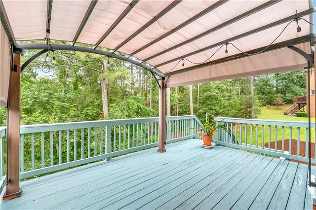 911 Masters Walk, Stone Mountain, GA 30087