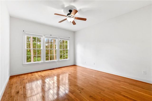 911 Masters Walk, Stone Mountain, GA 30087