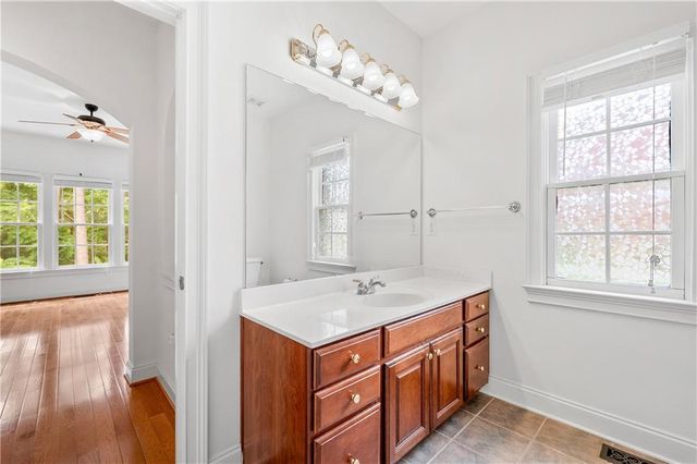 911 Masters Walk, Stone Mountain, GA 30087