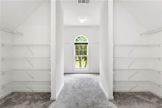 911 Masters Walk, Stone Mountain, GA 30087