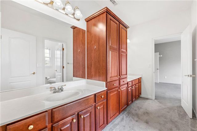 911 Masters Walk, Stone Mountain, GA 30087