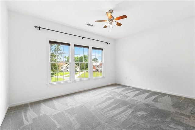 911 Masters Walk, Stone Mountain, GA 30087
