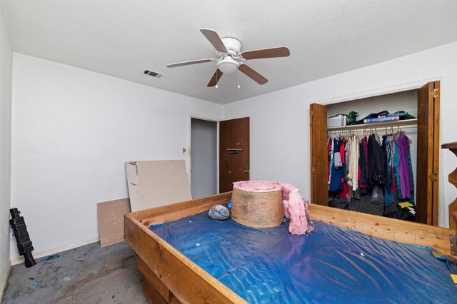 829 Ray Andra Drive, Desoto, TX 75115