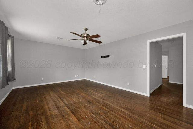 3304 LENWOOD Drive, Amarillo, TX 79109