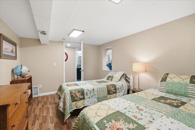 8126 Grafton Avenue S, Cottage Grove, MN 55016