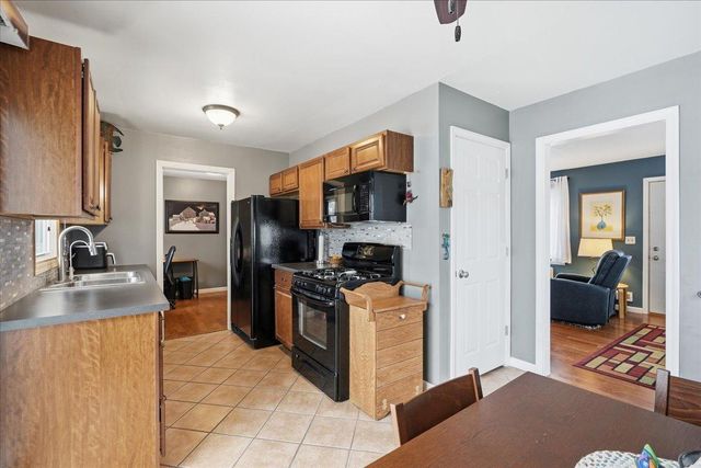 8126 Grafton Avenue S, Cottage Grove, MN 55016