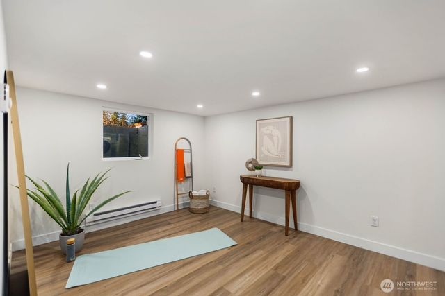 813 NE 125th Street, Seattle, WA 98125