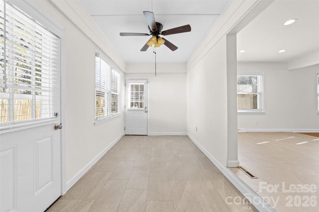 4005 Abbeydale Drive, Charlotte, NC 28205