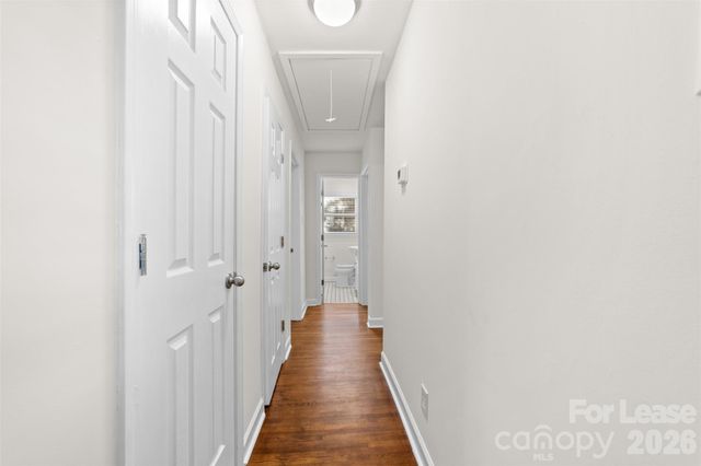 4005 Abbeydale Drive, Charlotte, NC 28205