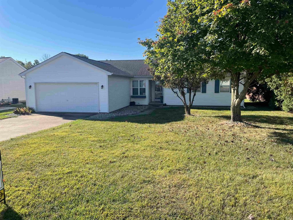 605 E Jackson Street, Mulberry, IN 46058