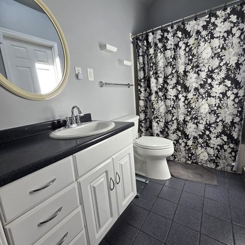 10 Wilbur Ave, Brockton, MA 02302
