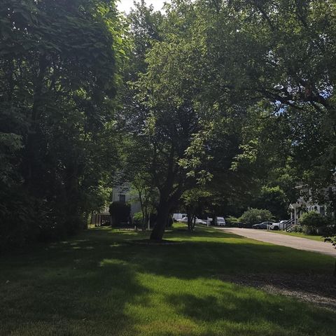 10 Wilbur Ave, Brockton, MA 02302
