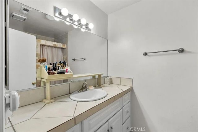 1836 E Avenue J2 5, Lancaster, CA 93535