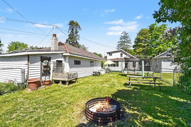 220 2nd Avenue, Tawas City, MI 48763