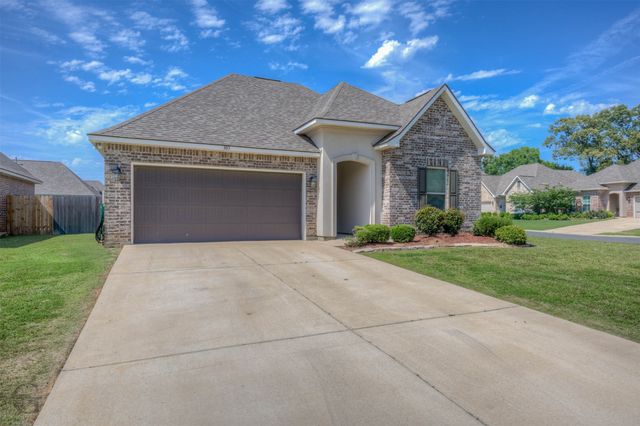 303 Pilatus Drive, Shreveport, LA 71106